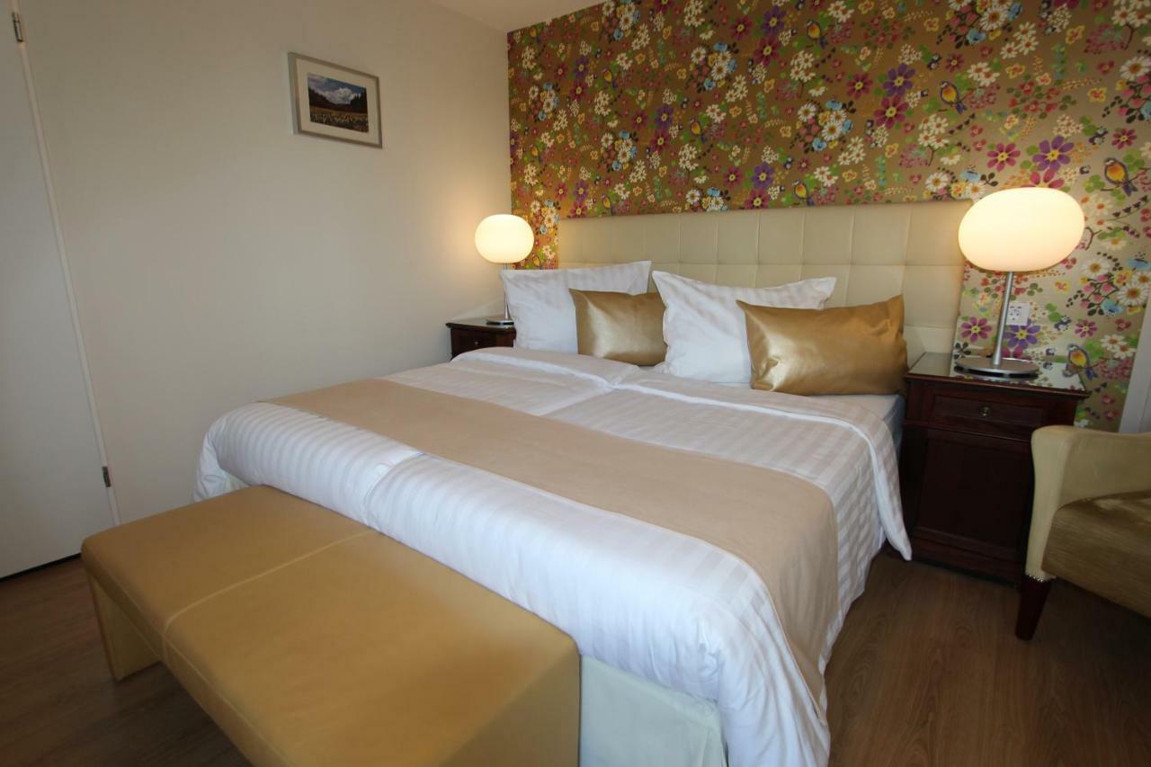 Boutique Hotel Restaurant Hollerather Hof ヘレンタール エクステリア 写真